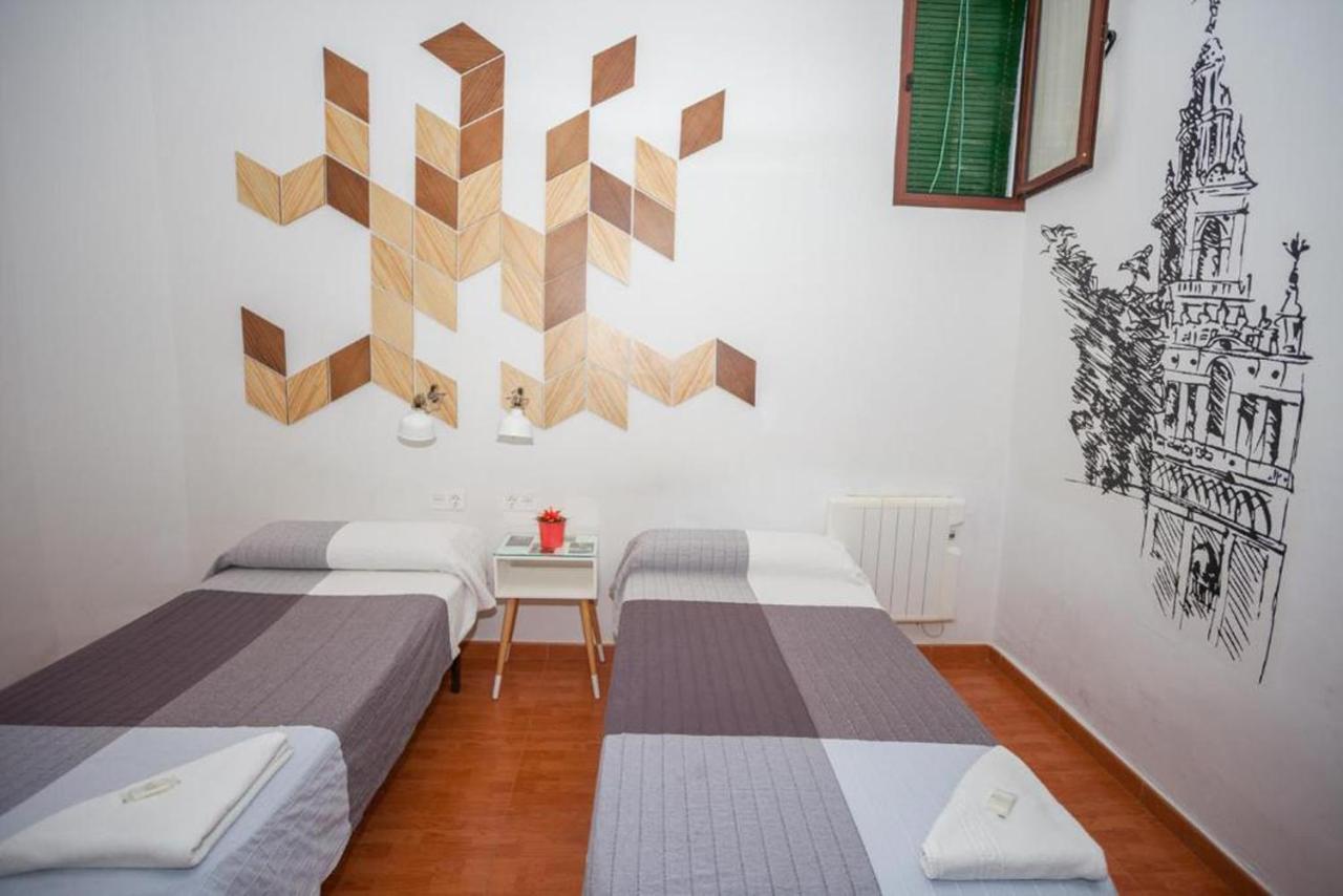 Chambre Lits Jumeaux avec Salle de Bains Commune